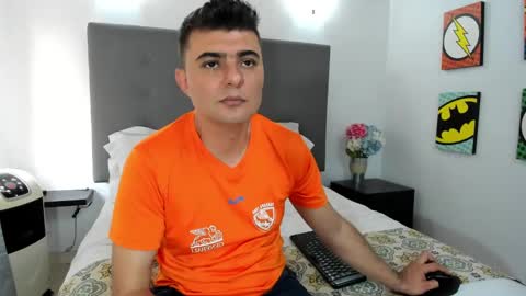 Snapshot of andrhes_muller chatting on January 2025 07:07:02 PM andrhes muller online show from January 2025 07:07:02 PM