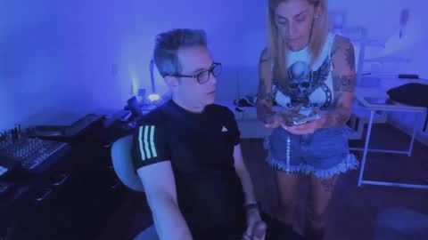 Snapshot of andy0pandi chatting on November 2025 07:39:01 AM Andrew online show from November 2025 07:39:01 AM