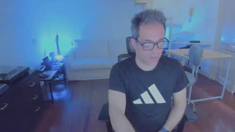 Snapshot of andy0pandi chatting on November 2025 03:01:02 PM Andrew online show from November 2025 03:01:02 PM