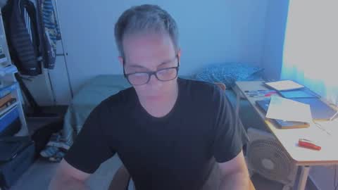 Andrew online show from January 2026 07:41:01 PM