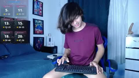 Snapshot of andyboy_19 chatting on May 2026 12:07:01 AM andy online show from May 2026 12:07:01 AM