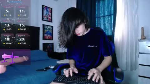 Snapshot of andyboy_19 chatting on August 2026 10:30:01 PM andy online show from August 2026 10:30:01 PM