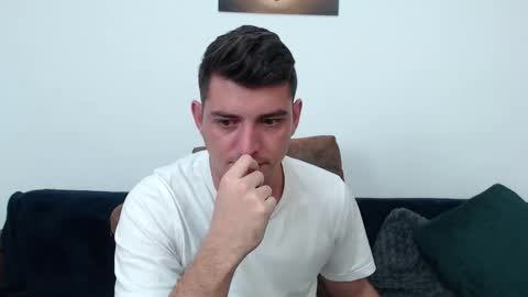 Andy Fame online show from November 2025 08:09:01 PM