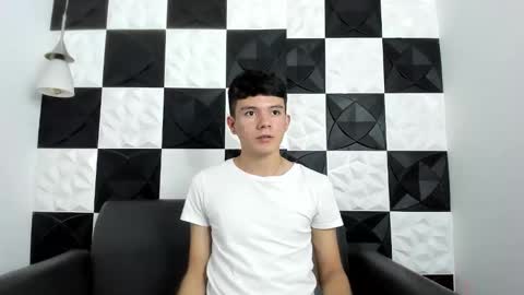 andyfame11 online show from December 2025 07:08:02 PM