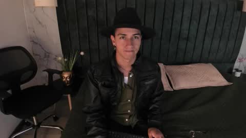 Andy Joy  online show from October 2025 11:10:01 AM