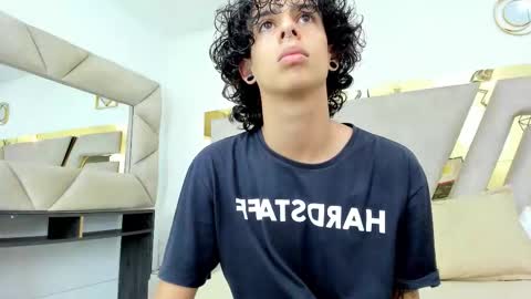 andyxibrat online show from November 2025 07:21:01 PM