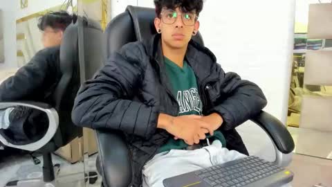 andyxibrat online show from March 2026 05:30:01 PM