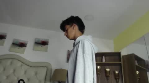 andyxibrat online show from April 2026 01:42:02 AM