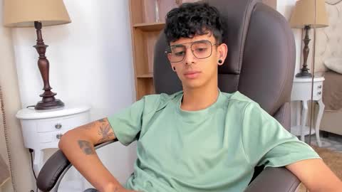 Snapshot of andyxibrat chatting on June 2026 12:08:02 PM andyxibrat online show from June 2026 12:08:02 PM