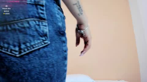 Andy  online show from September 2025 01:11:02 PM