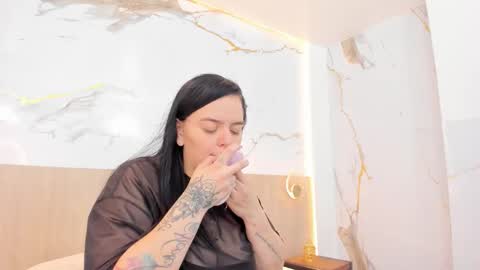 anette_cooper online show from November 2025 12:13:01 AM