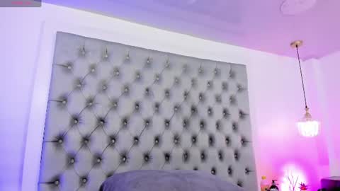 Snapshot of anette_cooper chatting on June 2026 04:04:02 AM anette_cooper online show from June 2026 04:04:02 AM