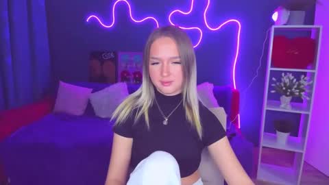 Anfisa online show from February 2025 02:57:01 PM