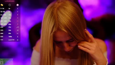 Snapshot of angeellina chatting on January 2025 08:22:01 PM angeellina online show from January 2025 08:22:01 PM