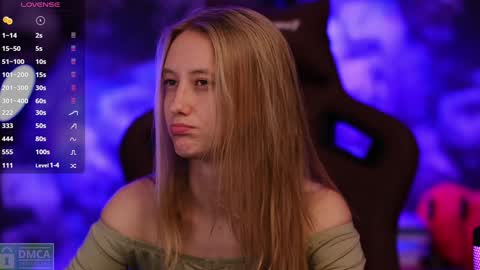 Snapshot of angeellina chatting on February 2025 08:47:02 PM angeellina online show from February 2025 08:47:02 PM