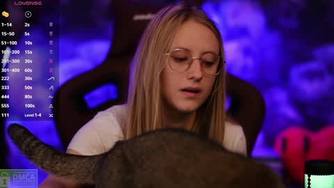 Snapshot of angeellina chatting on February 2025 11:26:01 PM angeellina online show from February 2025 11:26:01 PM