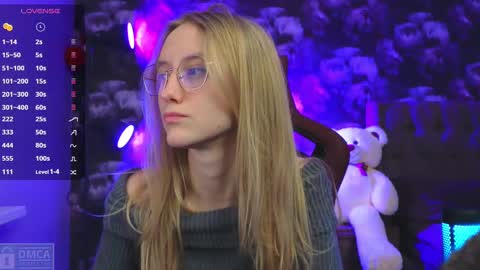 Snapshot of angeellina chatting on February 2025 08:16:02 PM angeellina online show from February 2025 08:16:02 PM