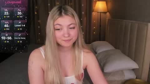 Snapshot of angel__grace chatting on June 2026 06:52:02 AM Grace online show from June 2026 06:52:02 AM