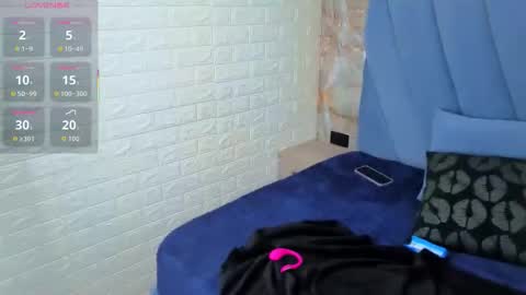 angel__red_ online show from November 2025 03:53:02 AM