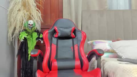 Angel online show from October 2025 03:18:02 AM