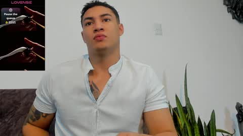 Snapshot of angel_adamx chatting on April 2026 04:37:02 AM Angel online show from April 2026 04:37:02 AM