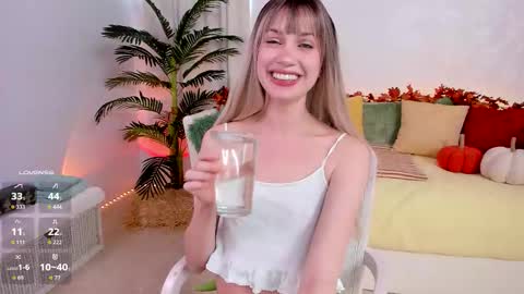 Claire - be back soon online show from November 2025 09:00:02 PM