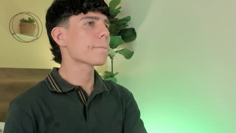 Snapshot of angel_eros_ chatting on February 2026 06:26:01 AM Angel online show from February 2026 06:26:01 AM