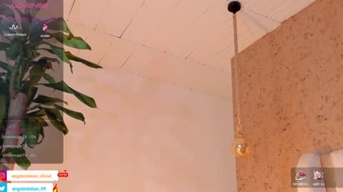 ngel Esteban  online show from February 2025 10:08:02 AM