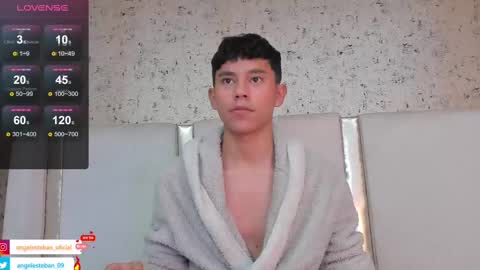 ngel Esteban  online show from February 2025 10:17:02 AM