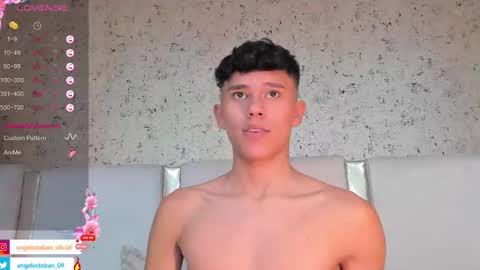 ngel Esteban  online show from March 2025 07:19:01 AM