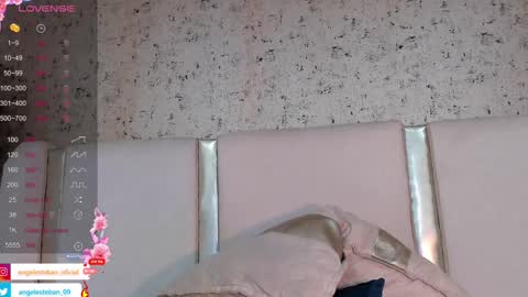 ngel Esteban  online show from March 2025 10:24:02 AM