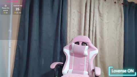 Snapshot of angel_girl10 chatting on July 2026 03:58:02 AM Angel Girl online show from July 2026 03:58:02 AM