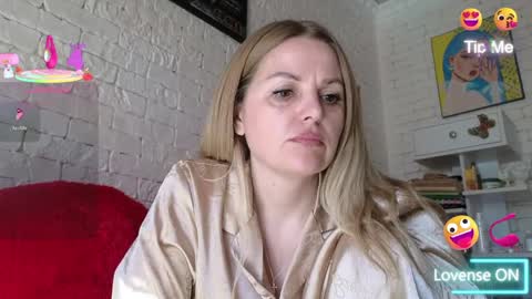 Snapshot of angel_girllovemy chatting on April 2026 06:00:02 AM ANGEL online show from April 2026 06:00:02 AM