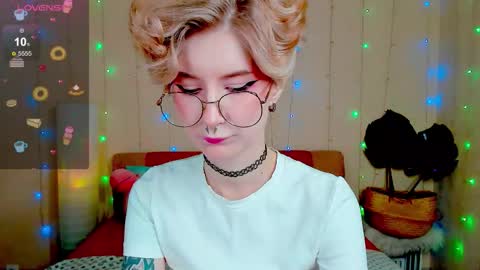 Angel Dust online show from November 2025 02:20:01 AM