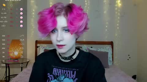 Snapshot of angel_julles chatting on May 2026 09:36:01 AM Angel Dust online show from May 2026 09:36:01 AM