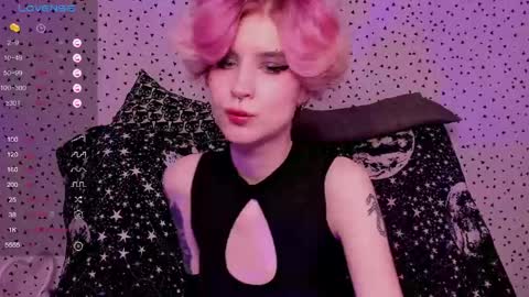 Snapshot of angel_julles chatting on May 2026 02:16:01 PM Angel Dust online show from May 2026 02:16:01 PM