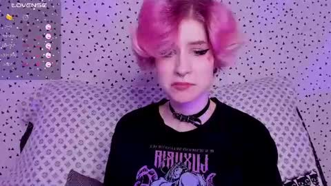 Snapshot of angel_julles chatting on June 2026 06:16:02 AM Angel Dust online show from June 2026 06:16:02 AM