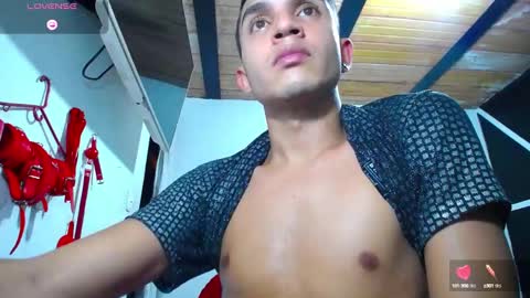 Snapshot of angel_latinboy chatting on January 2025 04:27:02 AM Angel online show from January 2025 04:27:02 AM