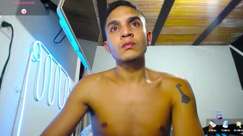 Snapshot of angel_latinboy chatting on January 2025 01:57:02 AM Angel online show from January 2025 01:57:02 AM