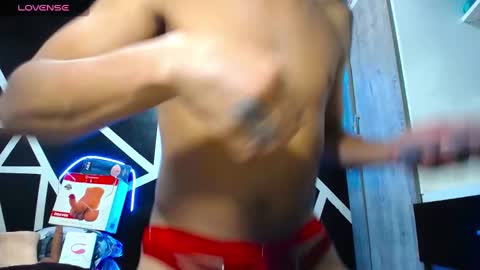 Snapshot of angel_latinboy chatting on February 2025 12:46:01 AM Angel online show from February 2025 12:46:01 AM