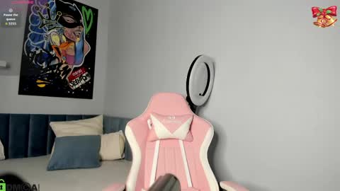 Snapshot of angel_sapphire_ chatting on May 2026 09:16:01 AM Angel My schedule GTM2 Mon Tue Wen Thu Fri 0900am-0400pm online show from May 2026 09:16:01 AM