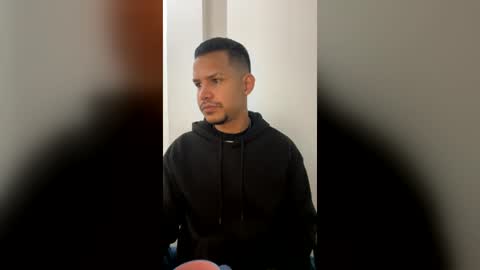 Snapshot of angel_silva_ chatting on June 2026 05:24:01 AM Angel online show from June 2026 05:24:01 AM