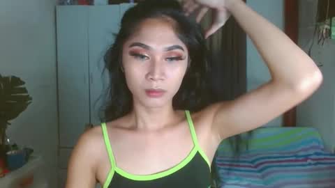 Snapshot of angela_mccollins chatting on January 2025 07:49:02 PM angela online show from January 2025 07:49:02 PM