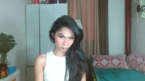 Snapshot of angela_mccollins chatting on March 2025 01:21:01 AM angela online show from March 2025 01:21:01 AM