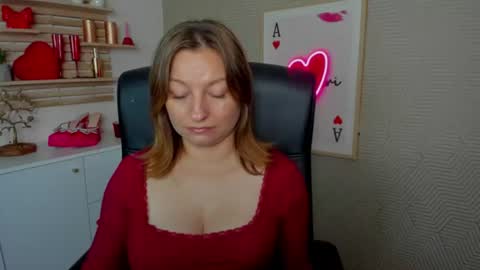 Snapshot of angela_samt chatting on June 2026 05:32:02 AM Angela online show from June 2026 05:32:02 AM
