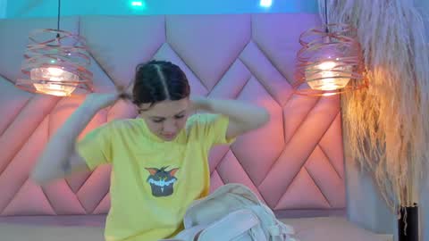 ANGELA online show from December 2024 12:13:02 PM