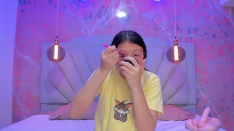 ANGELA online show from January 2025 12:27:01 PM