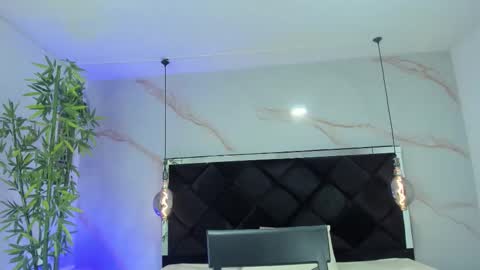 ANGELA online show from October 2025 12:58:01 PM