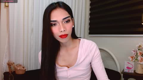 SENORITA online show from November 2025 12:21:01 AM