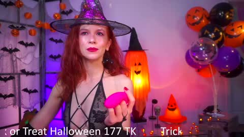 Snapshot of angelandfairieskink chatting on November 2025 05:32:02 AM Aimi Selena Daisy online show from November 2025 05:32:02 AM